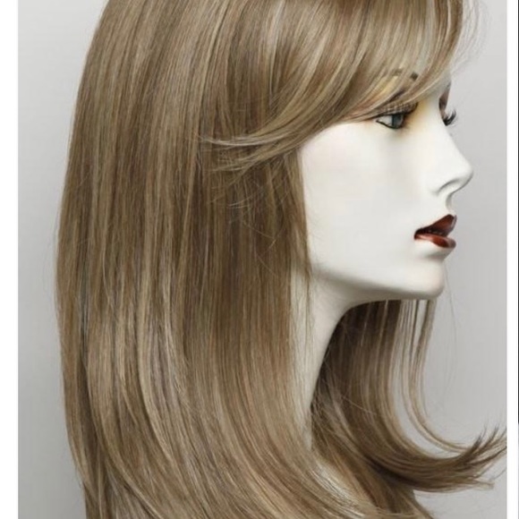 Raquel Welch Spotlight ELITE Hand-Tied Synthetic Lace Front Wig in Golden Pecan - Picture 8 of 13